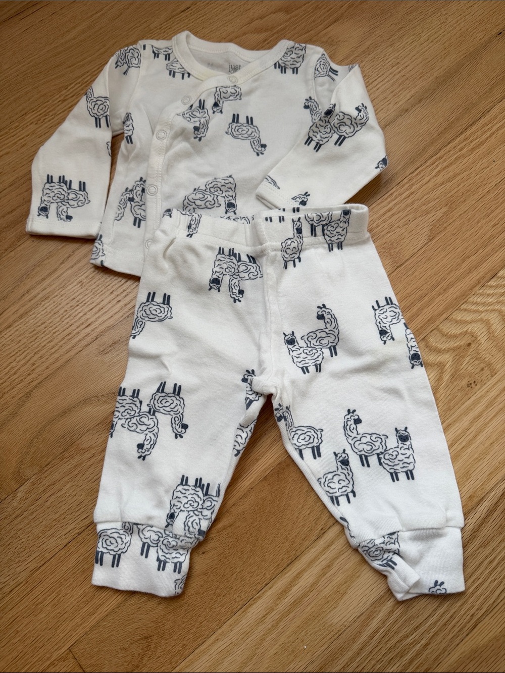 Carters just one you llama matching set size 6months